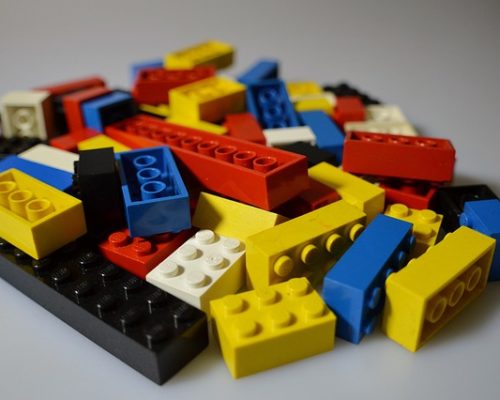 lego-674881_640